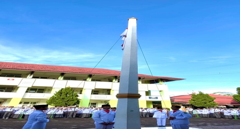 SMA NEGERI 5 BUKITTINGGI GELAR UPACARA HARDIKNAS 2026 DENGAN KHIDMAT DAN TERTIB